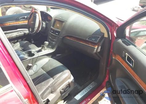 2013 Lincoln Mkt Ecoboost z USA, uszkodzony, nr VIN 2LMHJ5ATXDBL50682